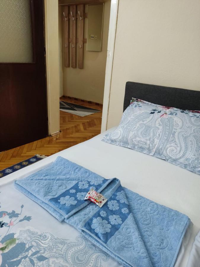 Apartment Fenix Ni Exterior foto